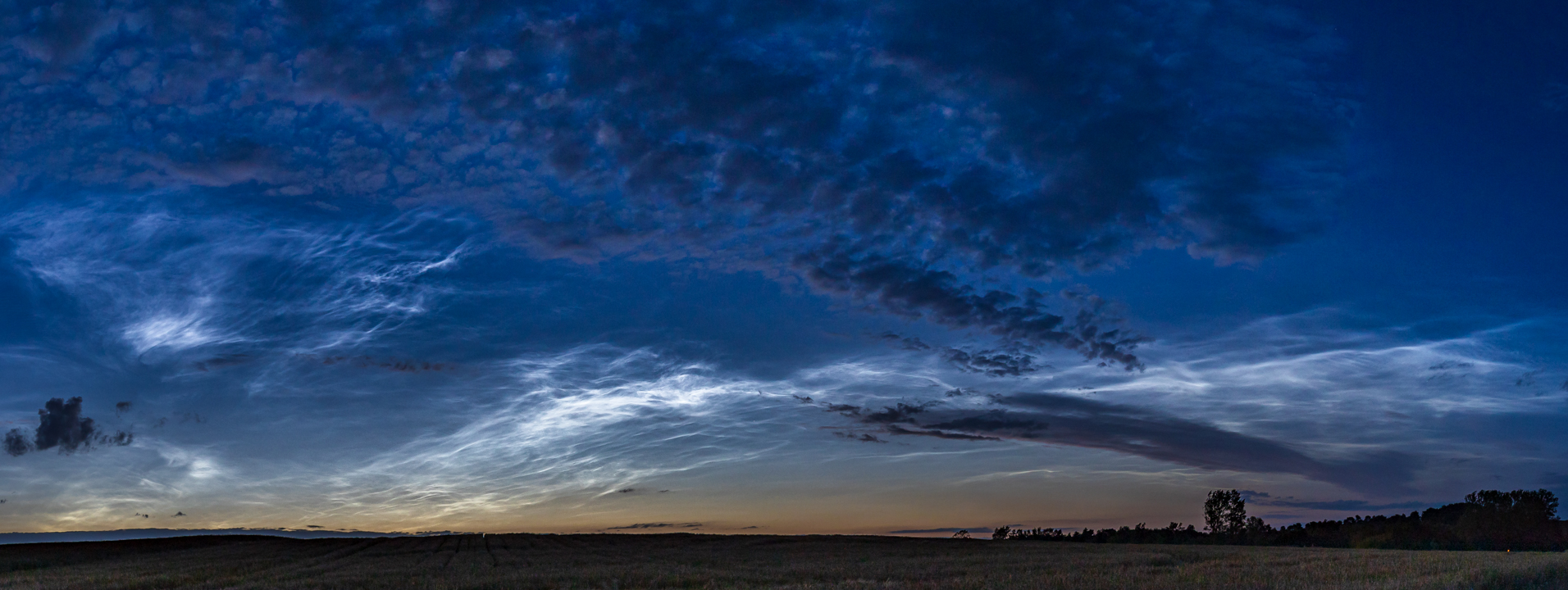 Leuchtende Nachtwolken 04